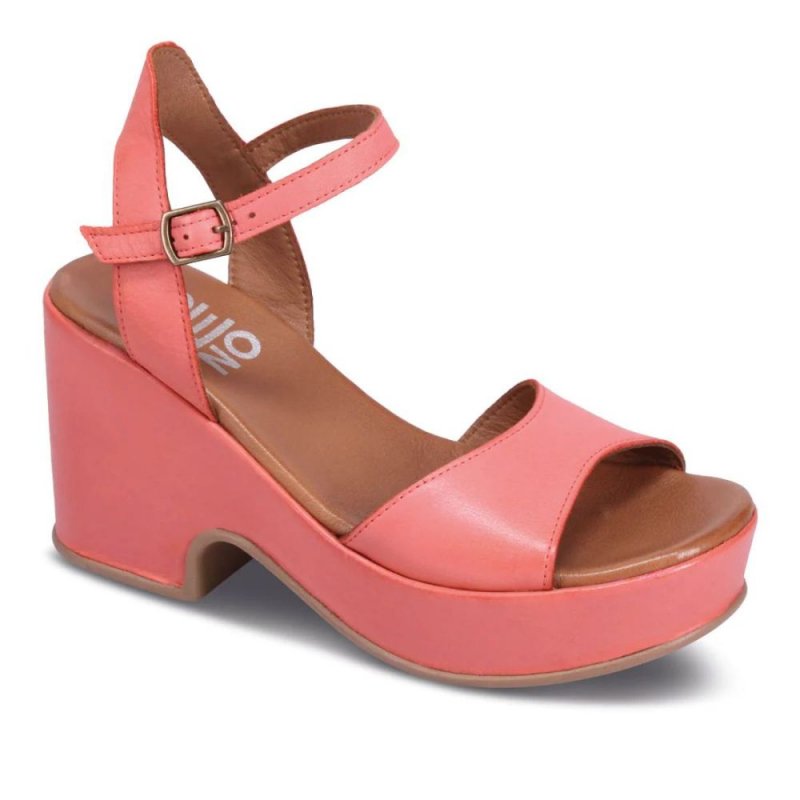 WOMEN'S SADIE HEELED SANDAL-CORAL LEATHER